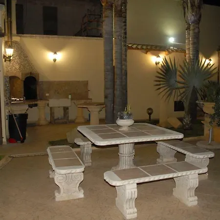 Margarita Apartment *